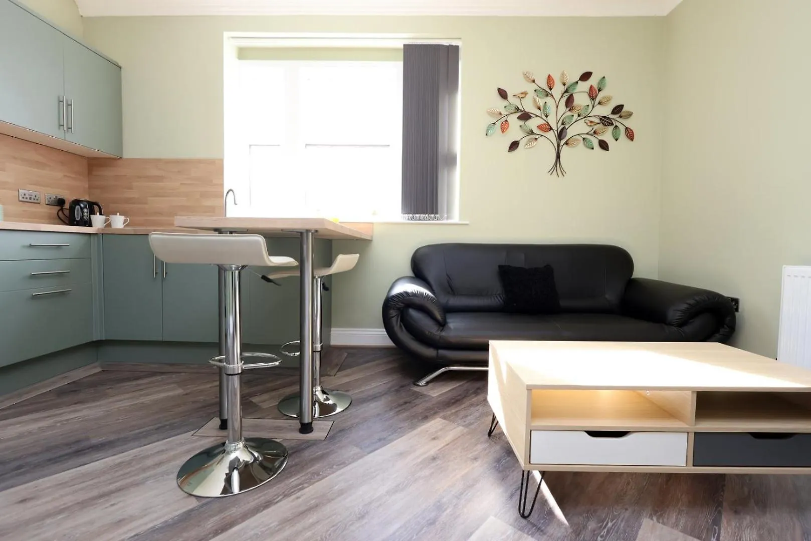 Modern Comfort 4 Bedrooms And Great Location Cardiff Appartamento