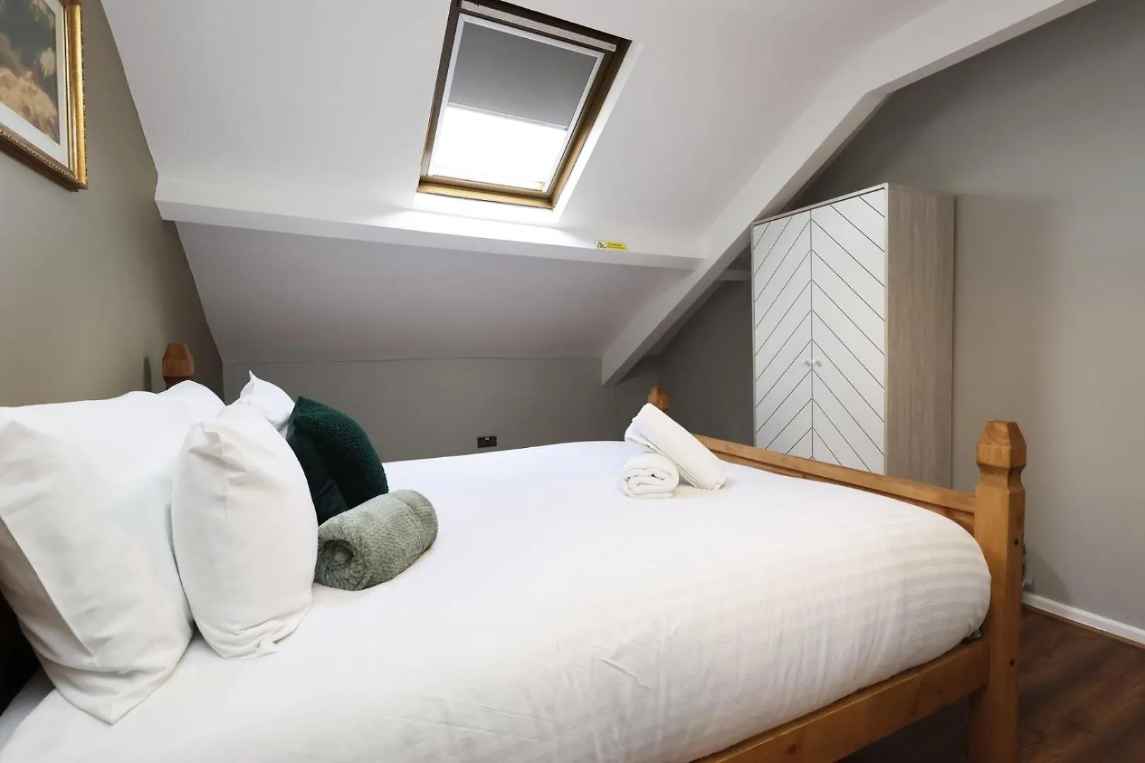 Modern Comfort 4 Bedrooms And Great Location Cardiff Appartamento