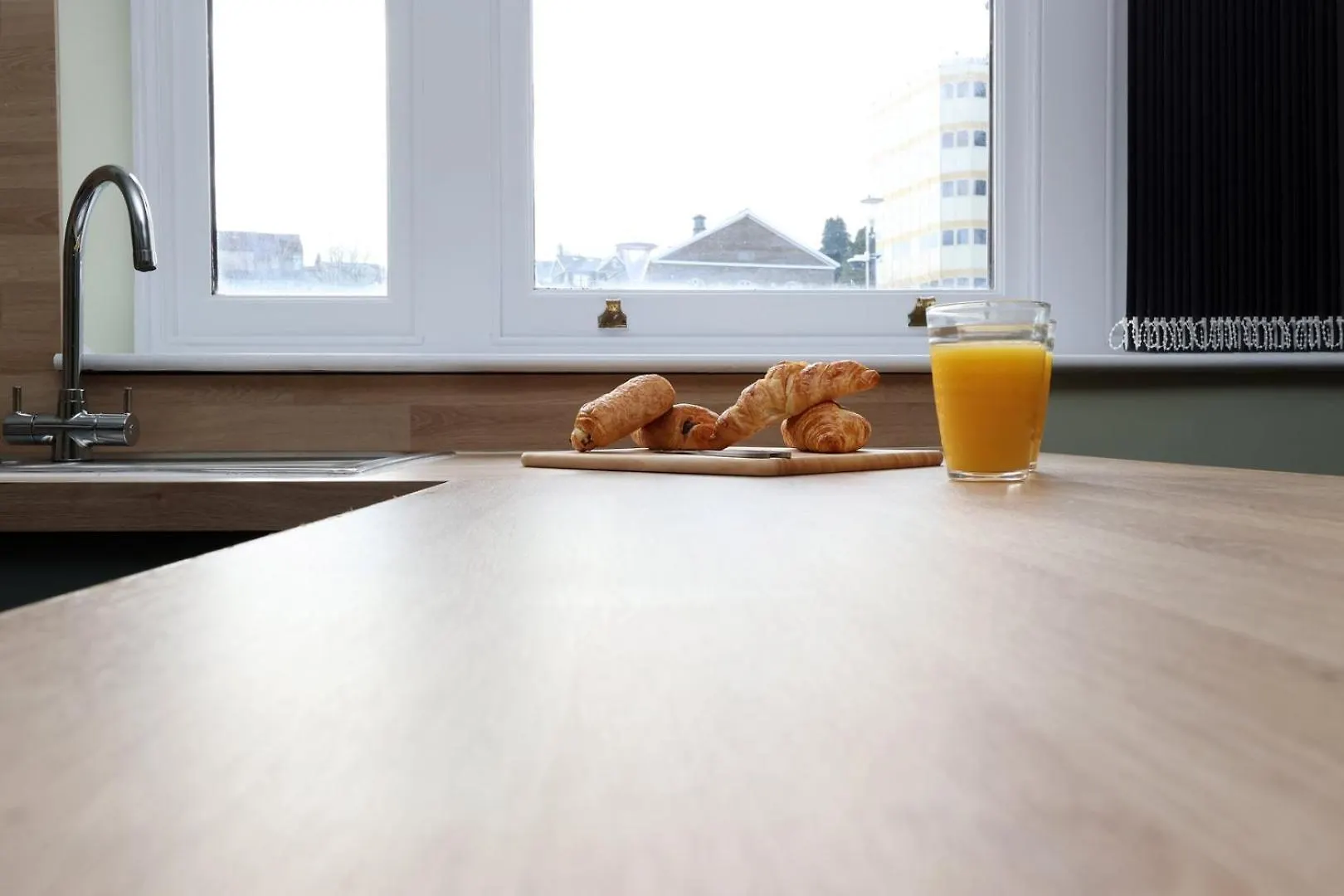 Modern Comfort 4 Bedrooms And Great Location カーディフ 0*,  イギリス